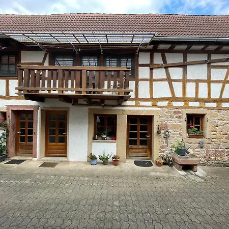 Weingut Und Destillerie Bernd Klein *